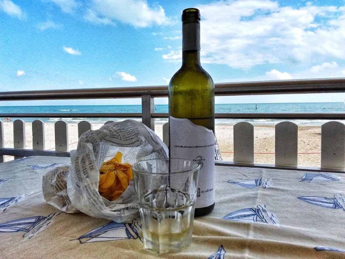 Villa Ittiturismo Il Vecchio E Il Mare à Grottammare Extérieur photo